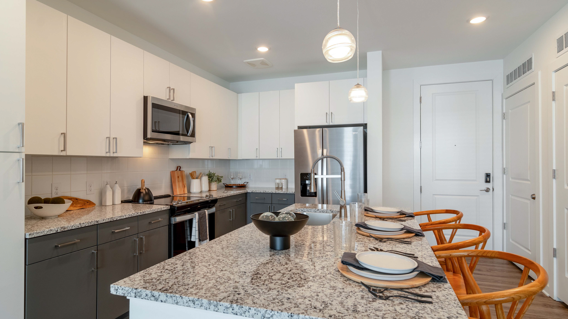 Lyric Sugar Hill Apartments 6 of 12