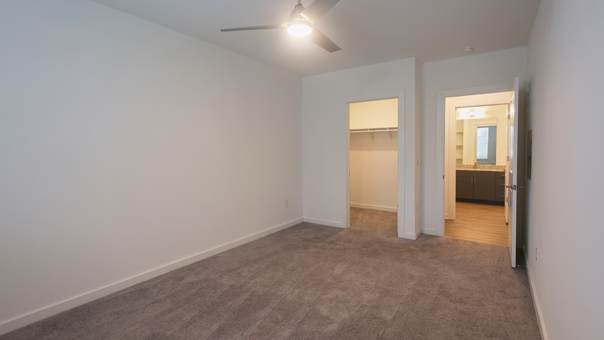 Lyric Sugar Hill Apartments 5 of 8