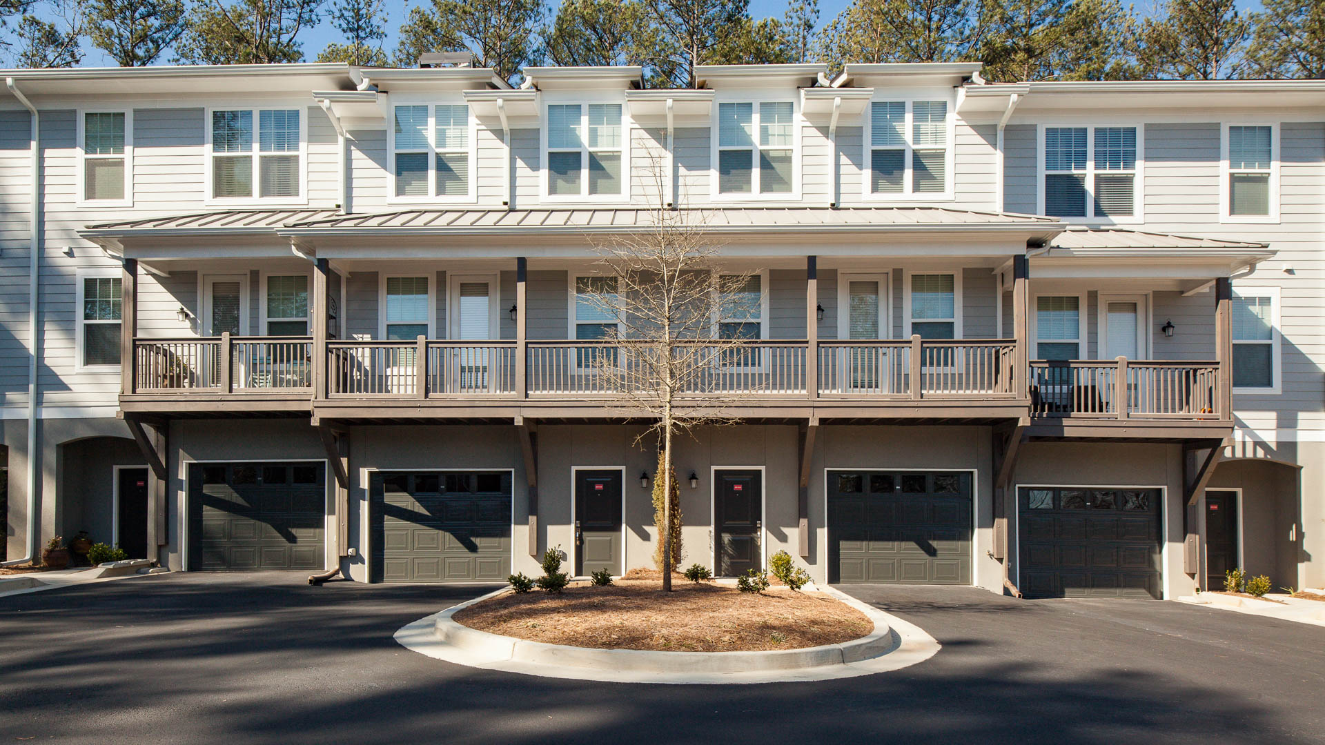 Lex Alpharetta Apartments 5 of 12