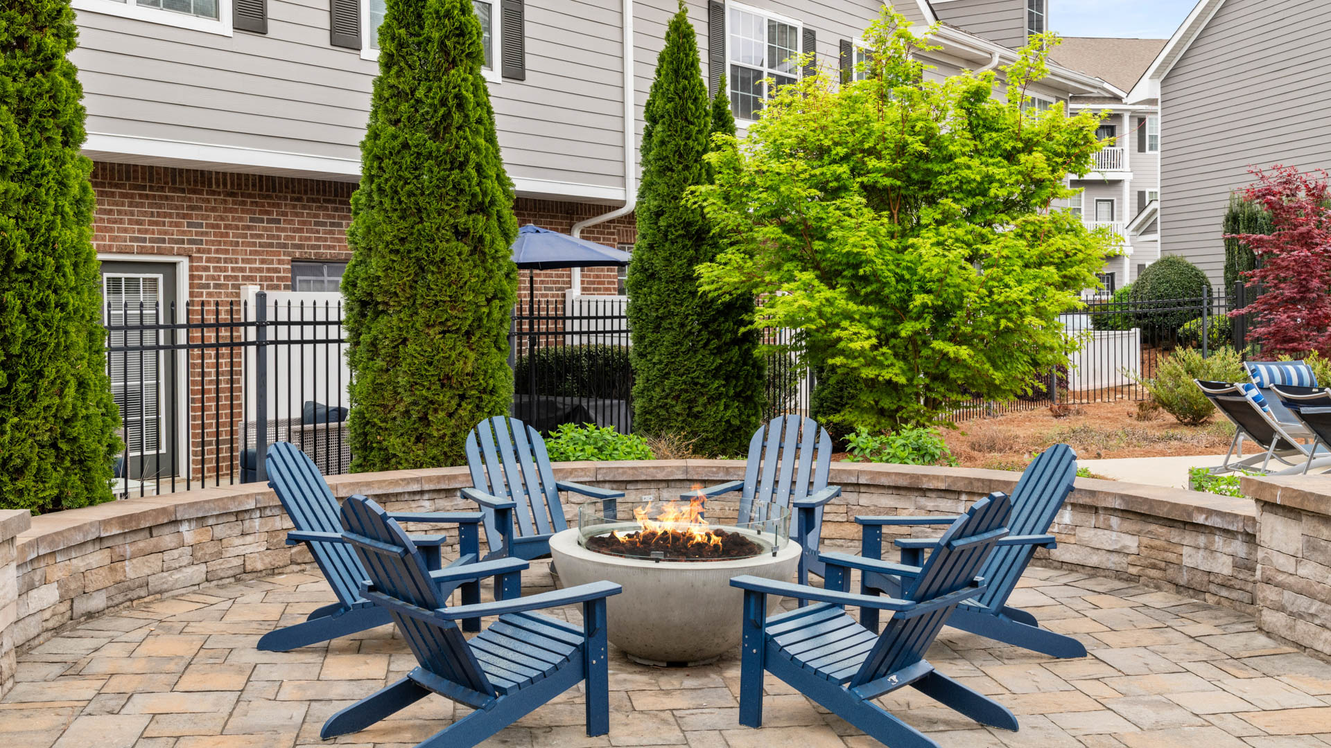 Grill area at Summit Crossing Apartments (2 of 4)