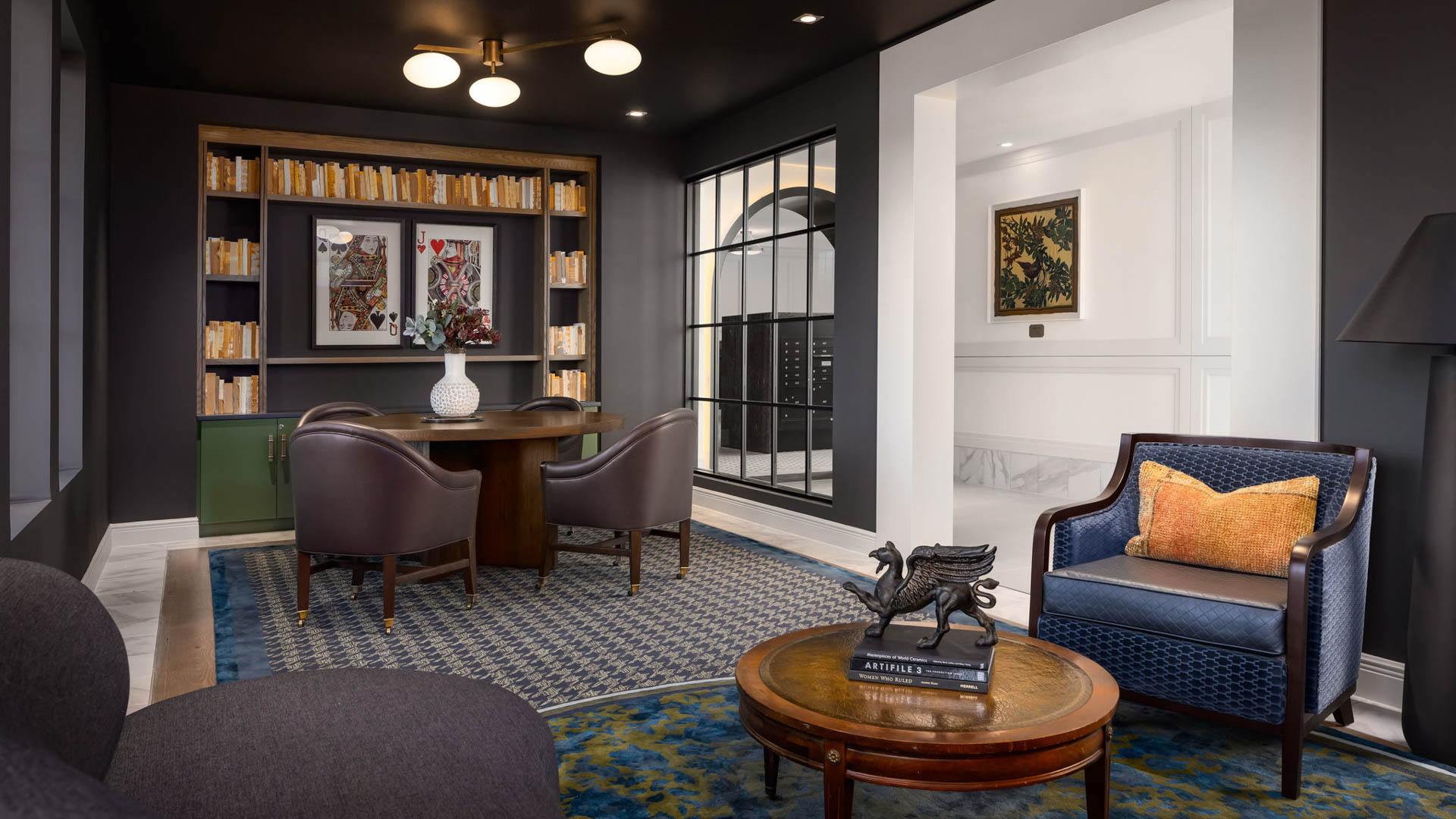 Lounge at The Louise Apartments (2 of 5)