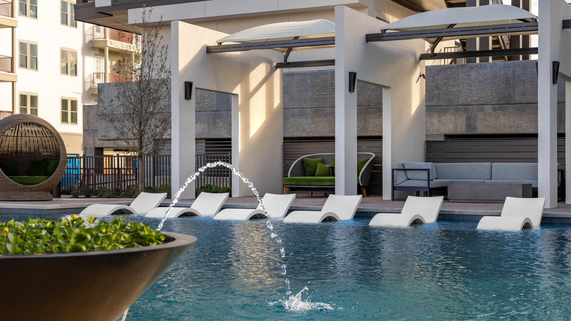 Pool at The Louise Apartments (3 of 4)