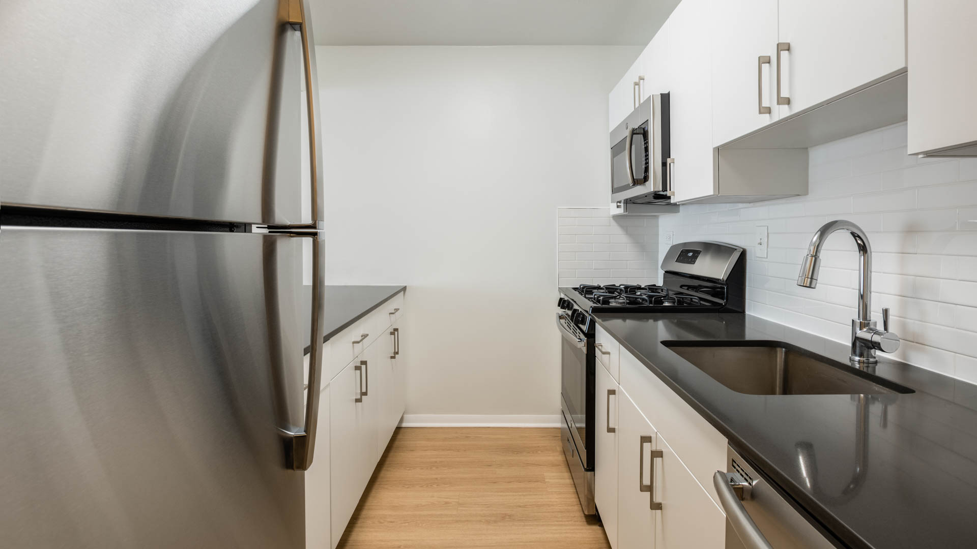 Emerson Place Apartments 9 of 12