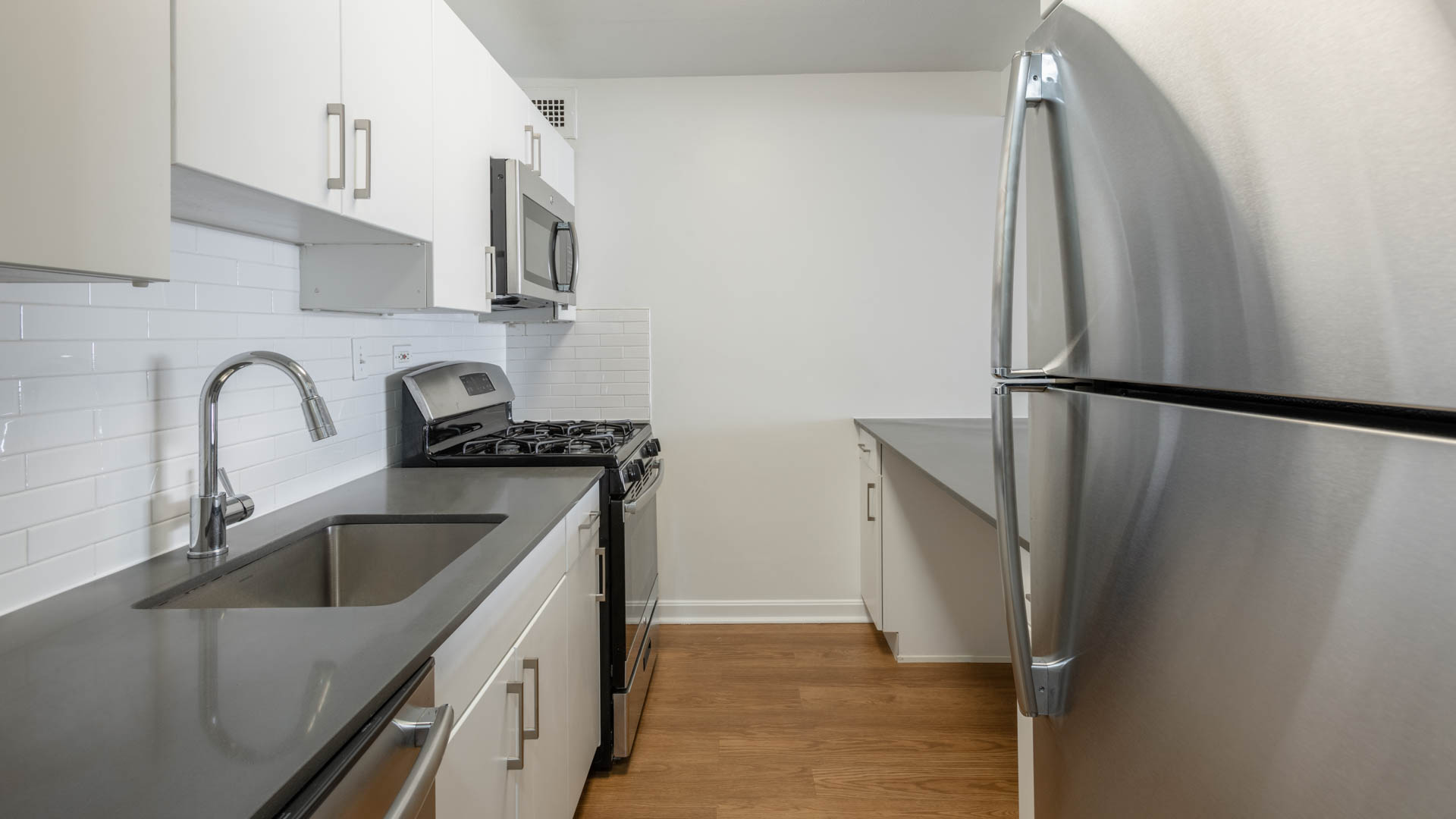 Emerson Place Apartments 3 of 11