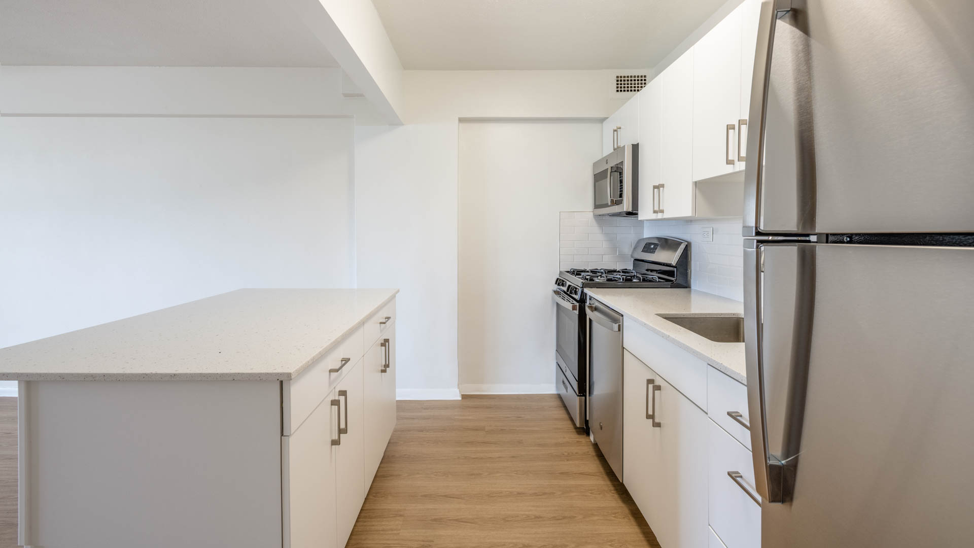 Emerson Place Apartments 3 of 6