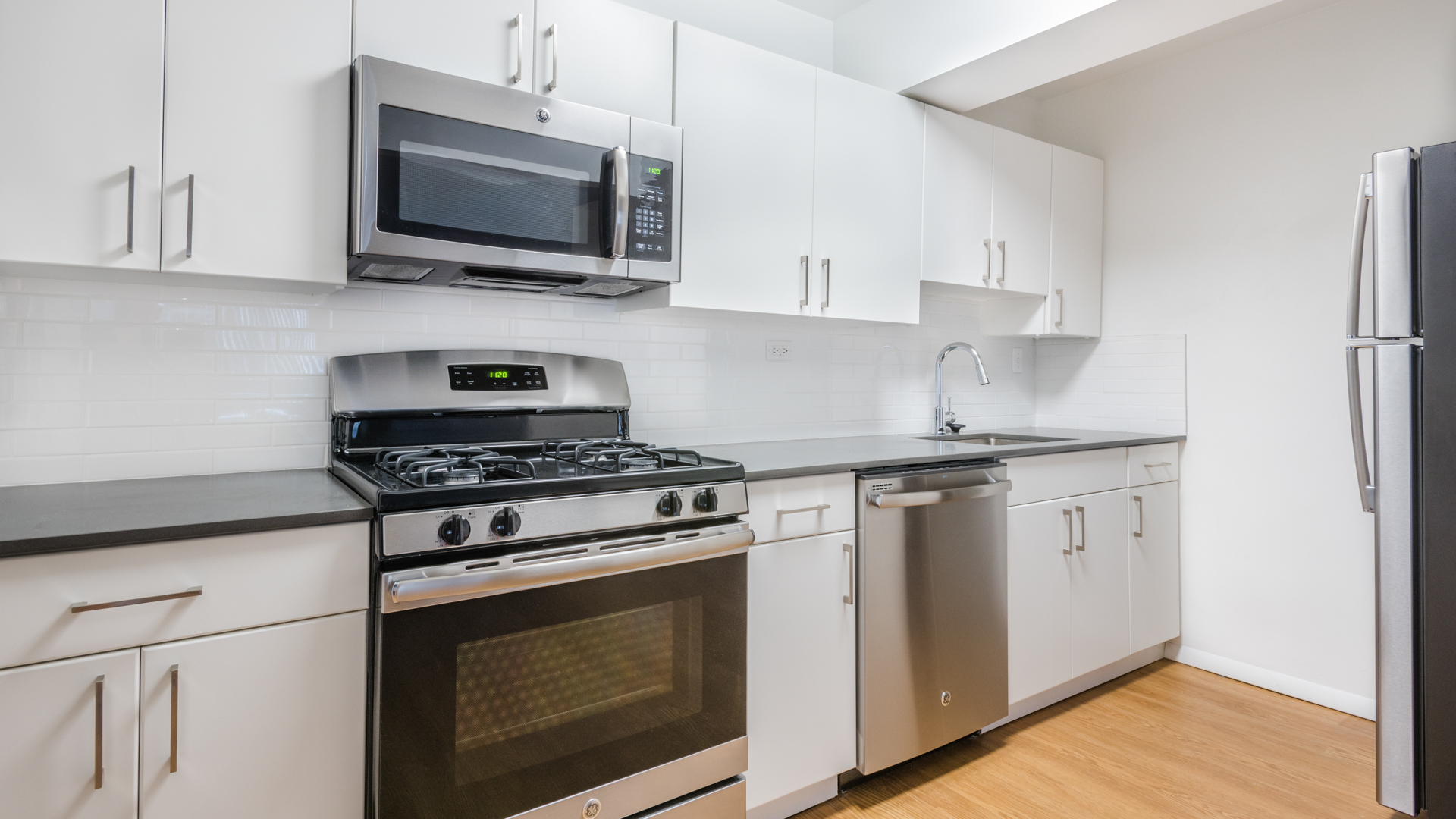 Emerson Place Apartments 7 of 12