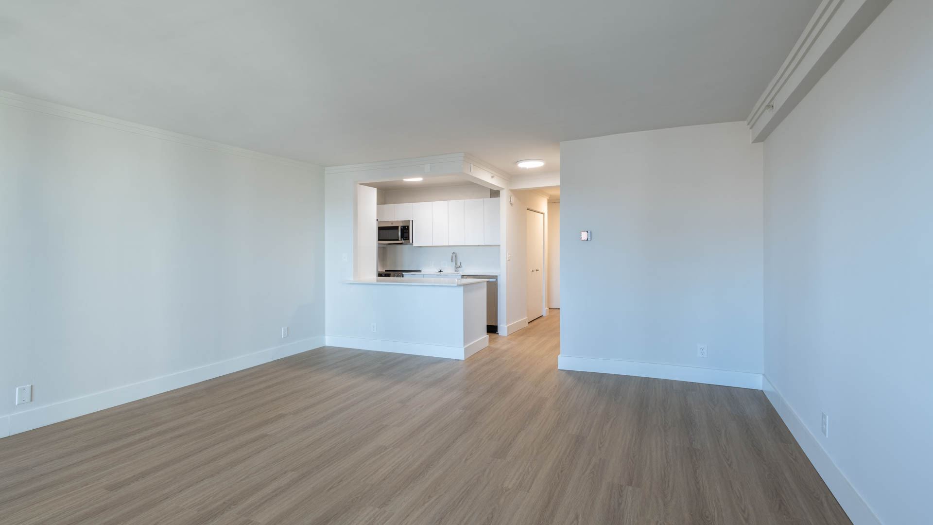 The Towers at Longfellow Apartments 10 of 12