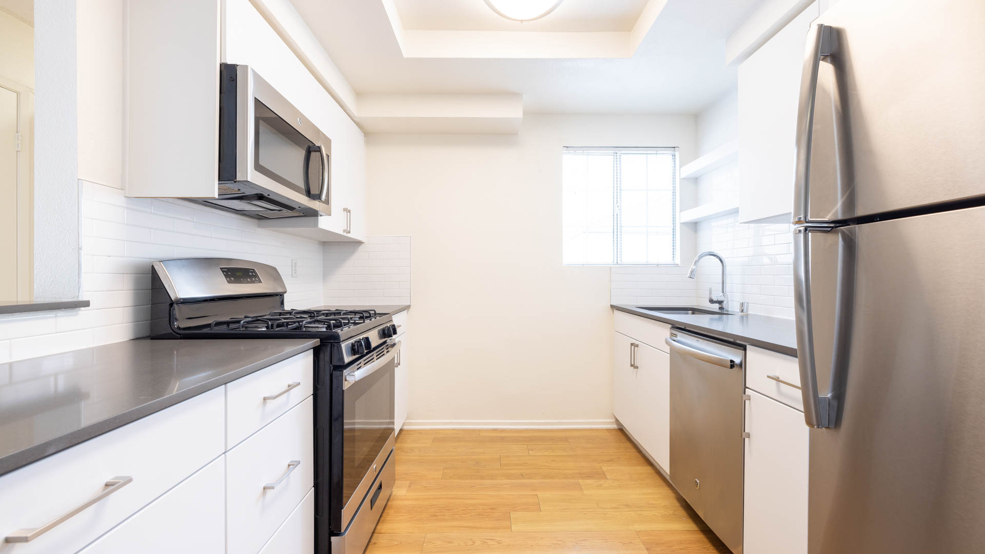 Northglen Apartments 6 of 9