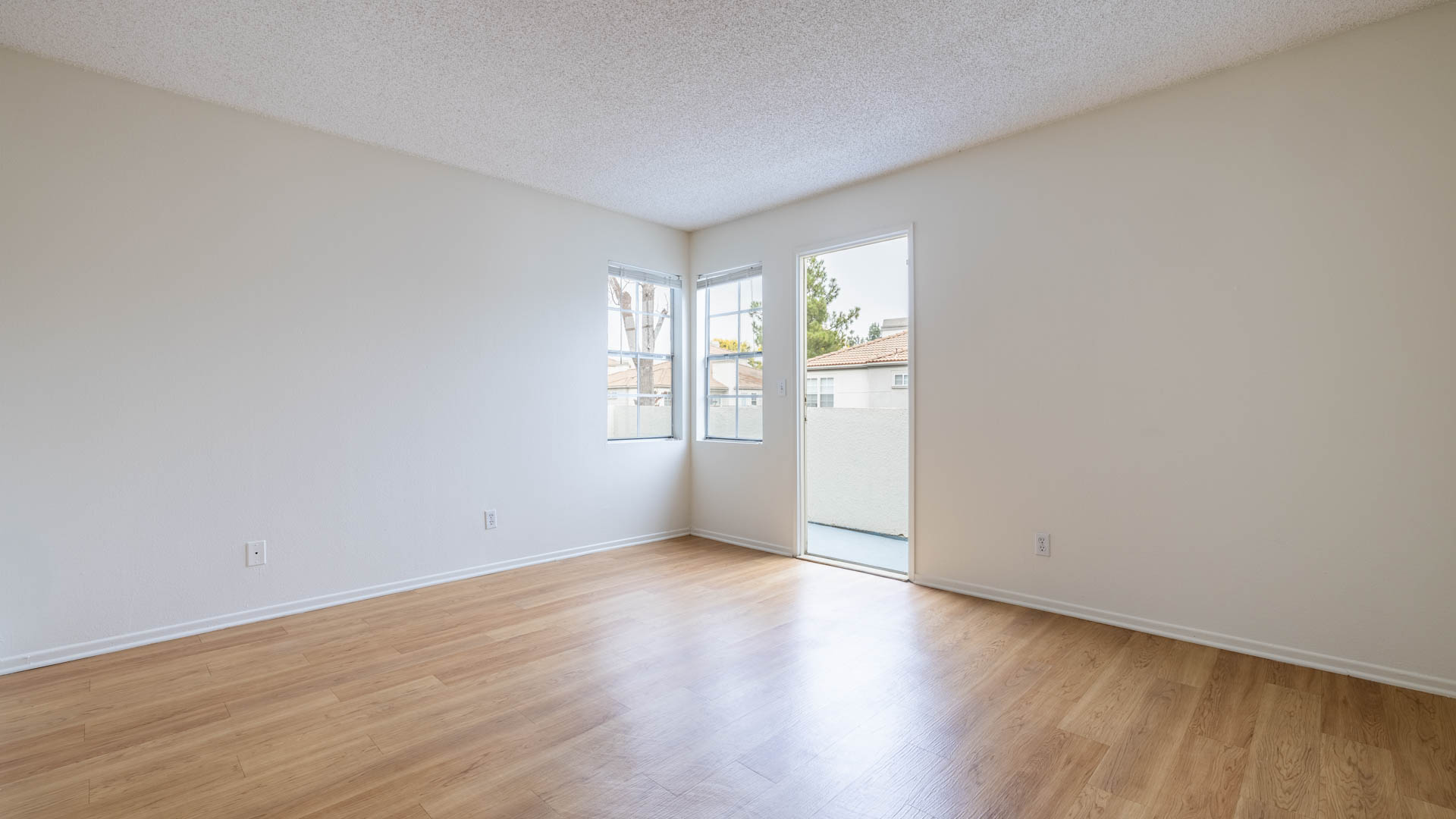 Northglen Apartments 4 of 9