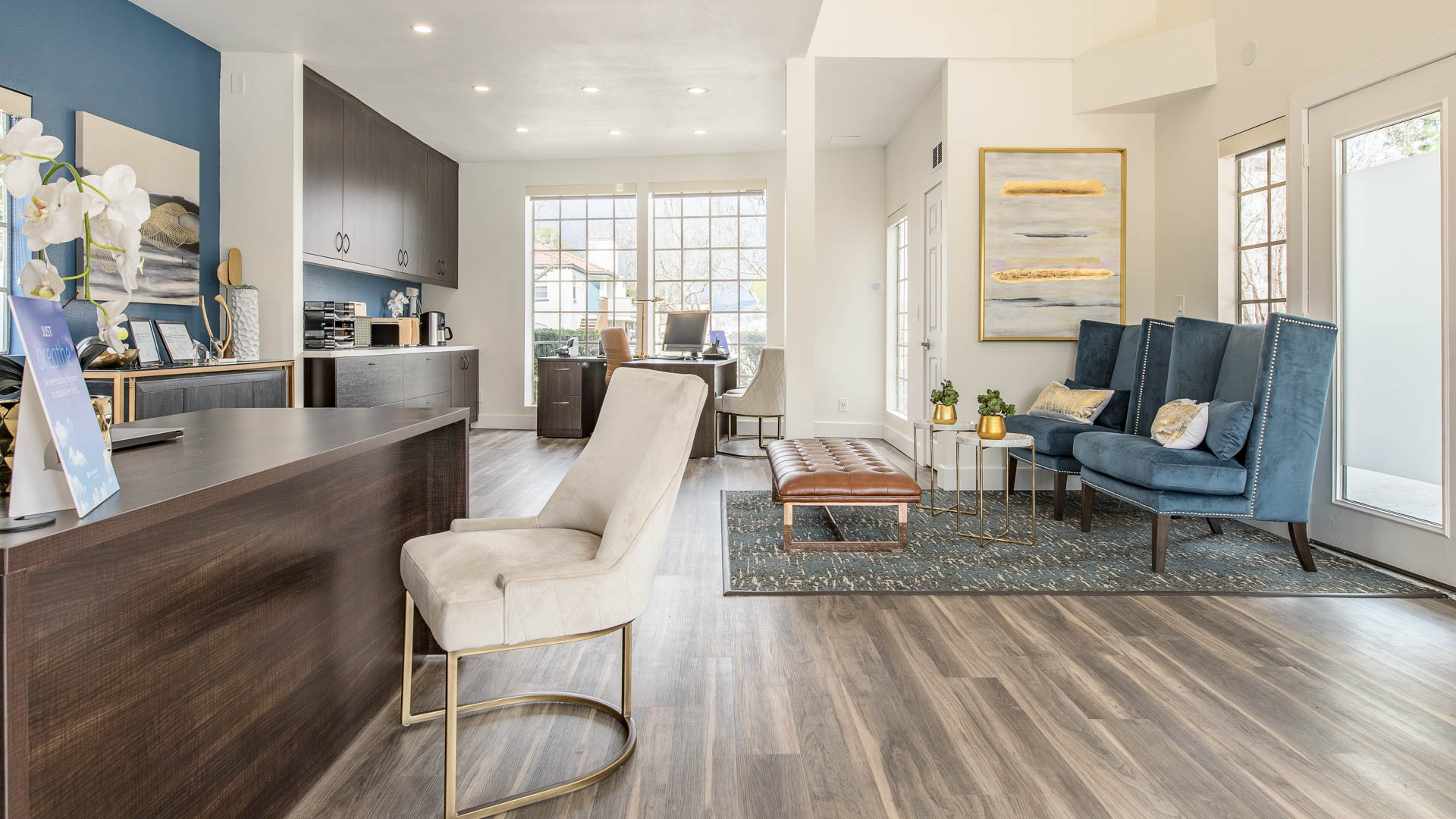 Lobby at Northglen Apartments
