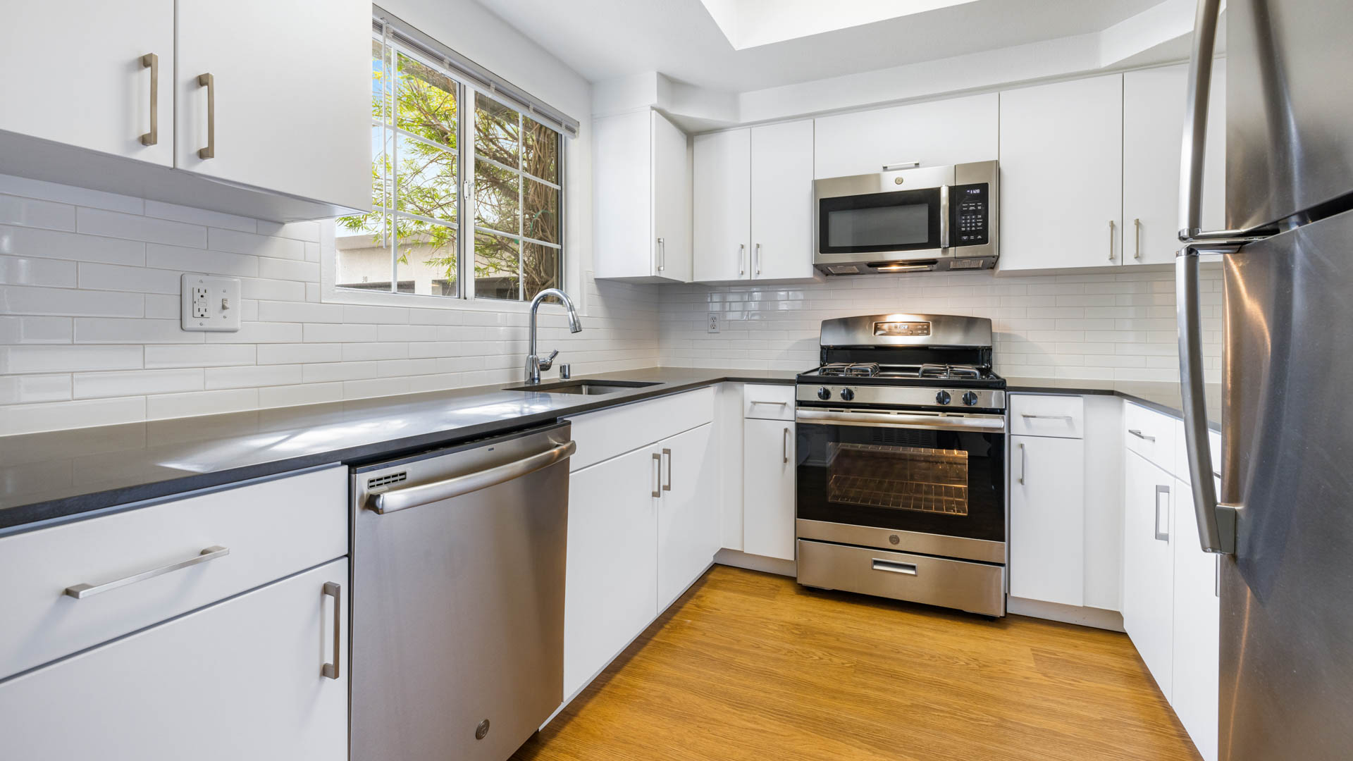 Northglen Apartments 7 of 12