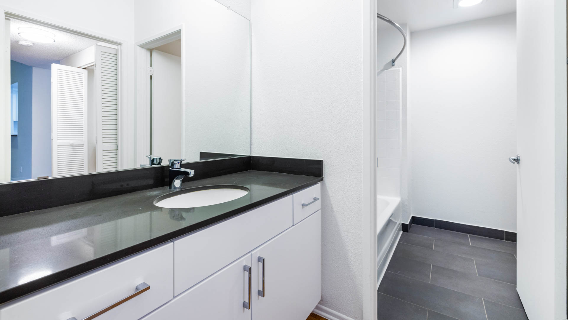Northglen Apartments 1 of 6