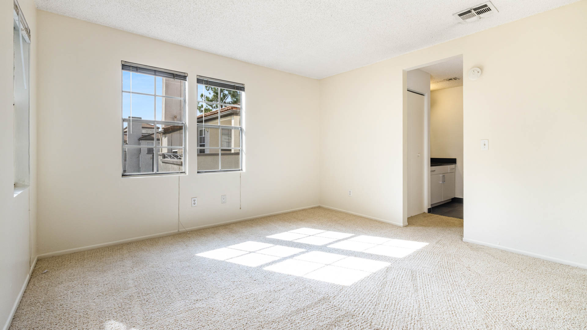 Northglen Apartments 2 of 7