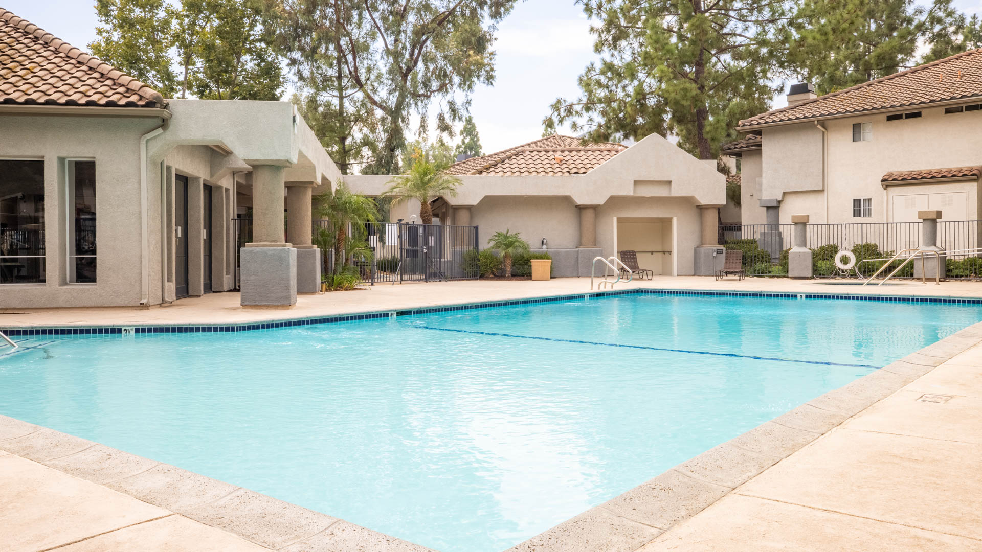Pool at Oak Park Apartment Homes (2 of 3)