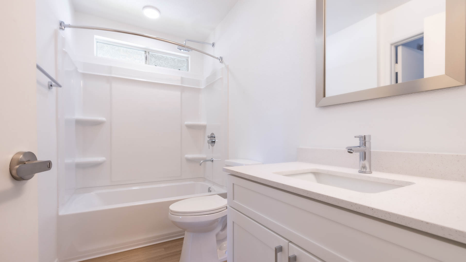 Oak Park Apartment Homes 9 of 12