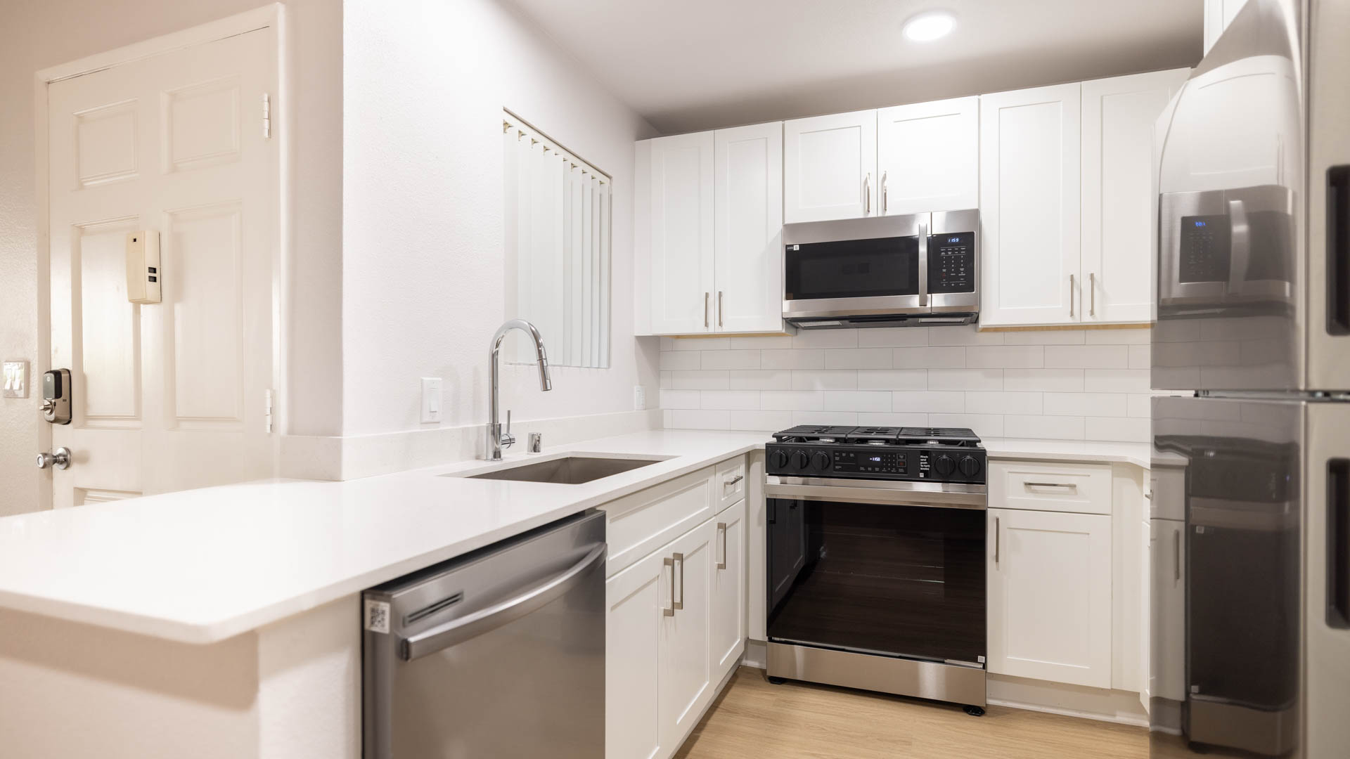Oak Park Apartment Homes 5 of 12