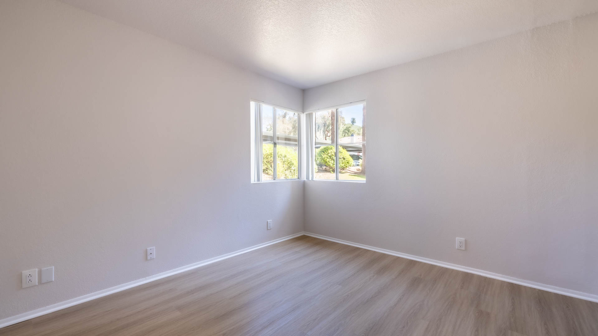 Oak Park Apartment Homes 2 of 10