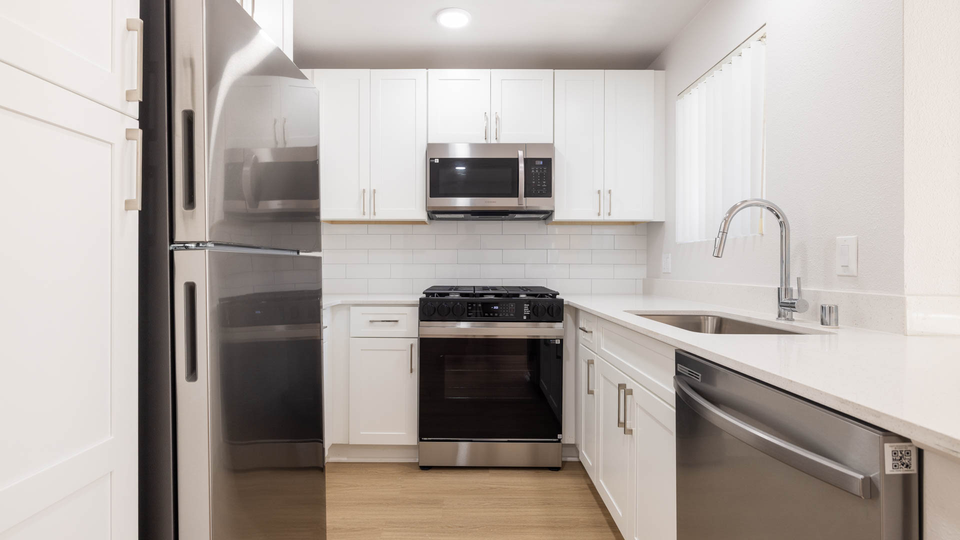 Oak Park Apartment Homes 6 of 12