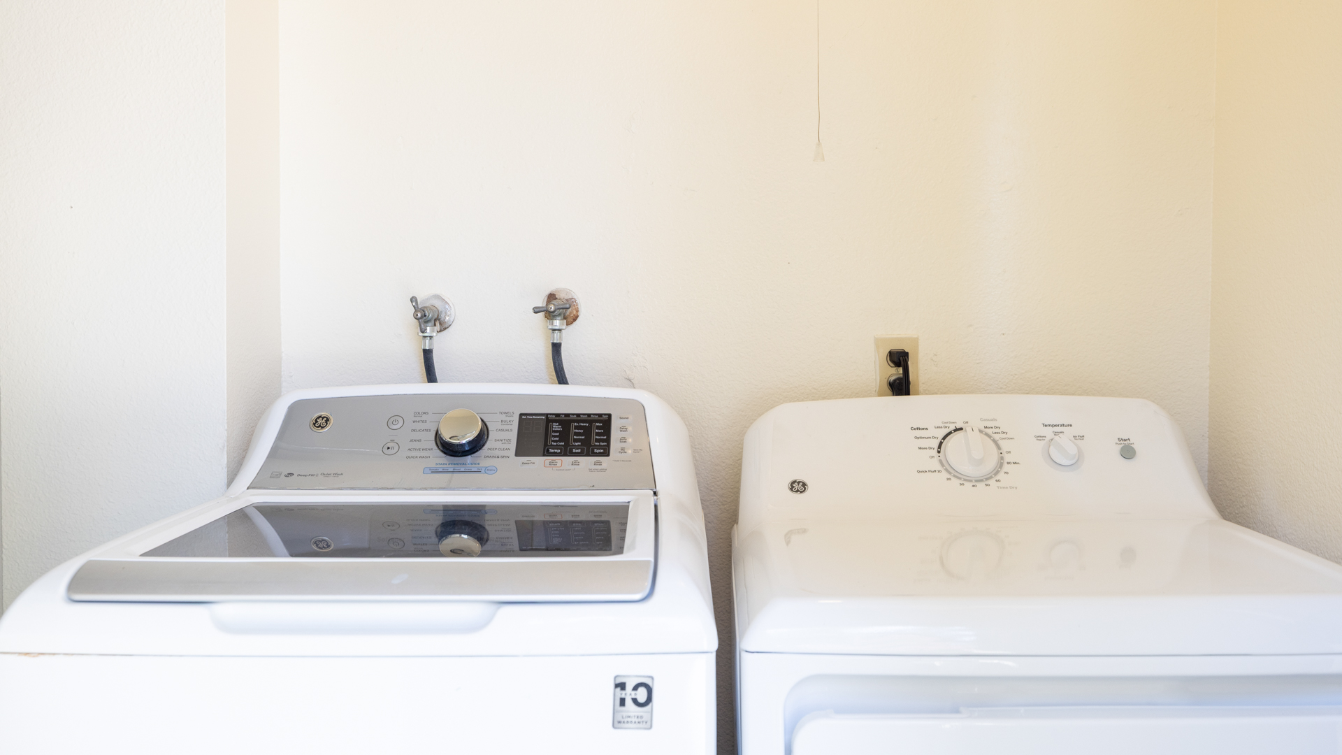 Oak Park Apartment Homes 11 of 13