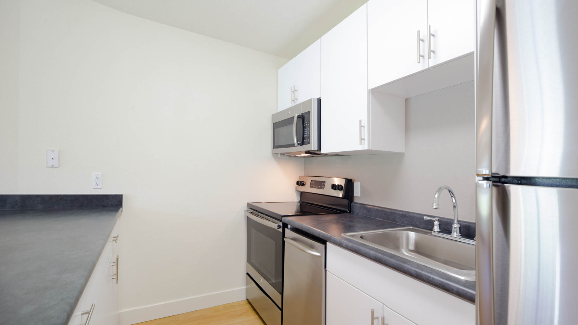 Parkside Apartments 4 of 12