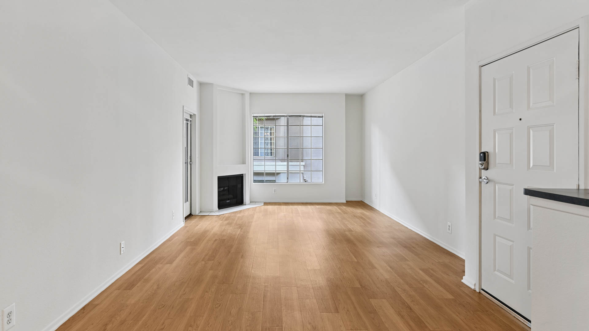 Portofino Apartments 5 of 12