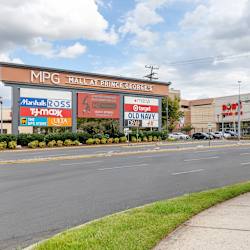 Mosaic at Metro Apartments - Shopping