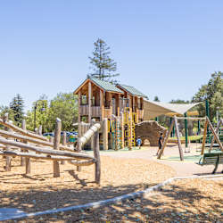 Verde Apartments - Neighborhood