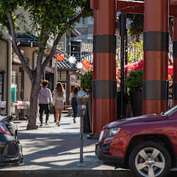 Artisan on 2nd Apartments - Neighborhood