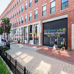 Troy Boston Apartments - Neighborhood