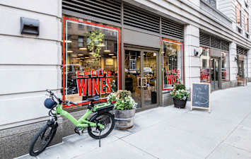 600 Washington Apartments - Le Du Wines