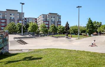 Veloce Apartments - Neighborhood