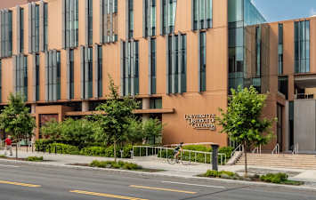 Connecticut Heights Apartments - Neighborhood 