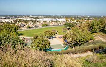 Hathaway Apartments - Neighborhood 