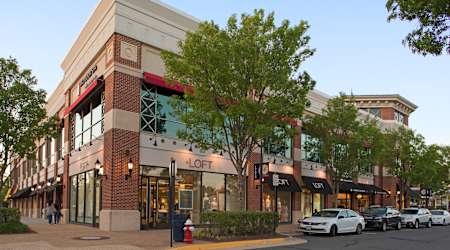 The Reserve at Fairfax Corner Apartments - Neighborhood