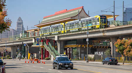 Jia Apartments - Neighborhood