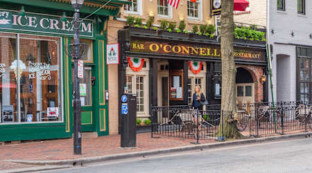 1111 Belle Pre Apartments - Neighborhood