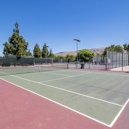 Mill Creek Apartments - Dixon Landing Park