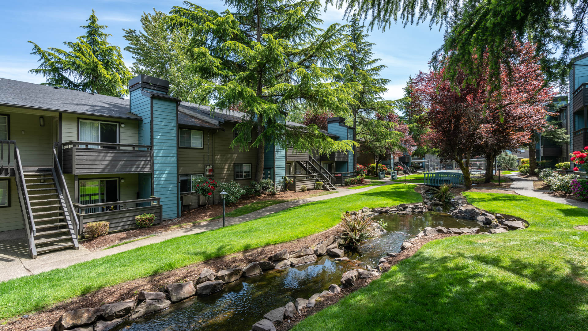 Surrey Downs Apartments in Factoria 13035 S.E. 26th Street