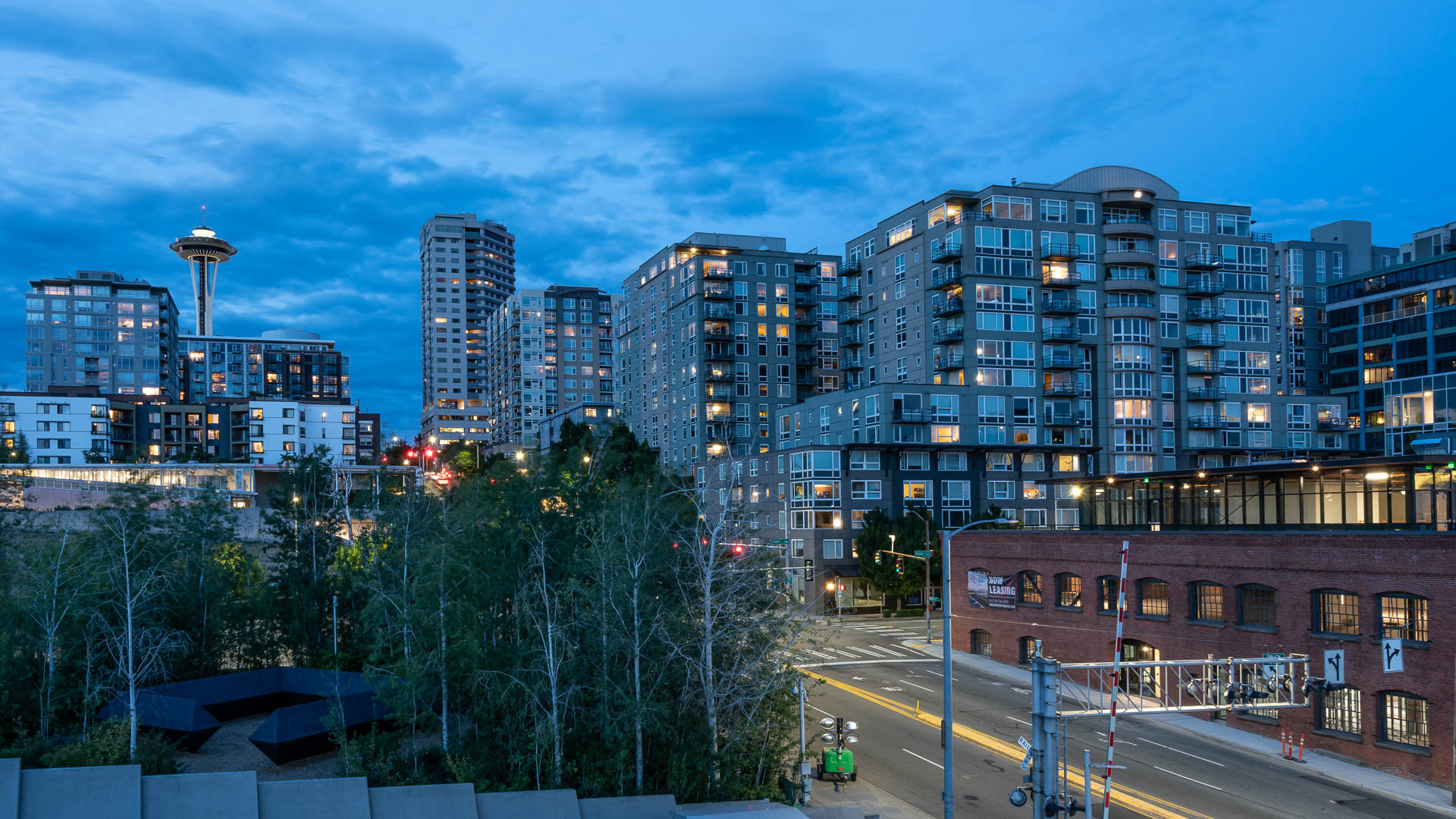 Olympus Apartments In Belltown 2801 Western Avenue