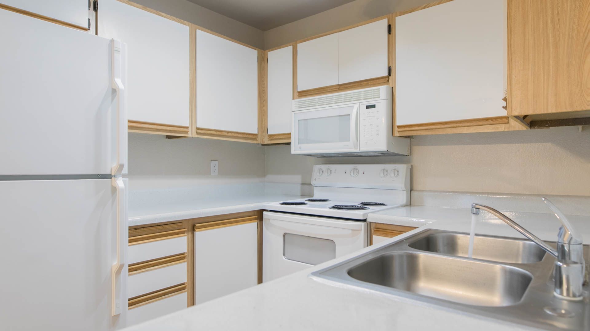 Hampshire Place Apartments Koreatown, Los Angeles 501 S. New