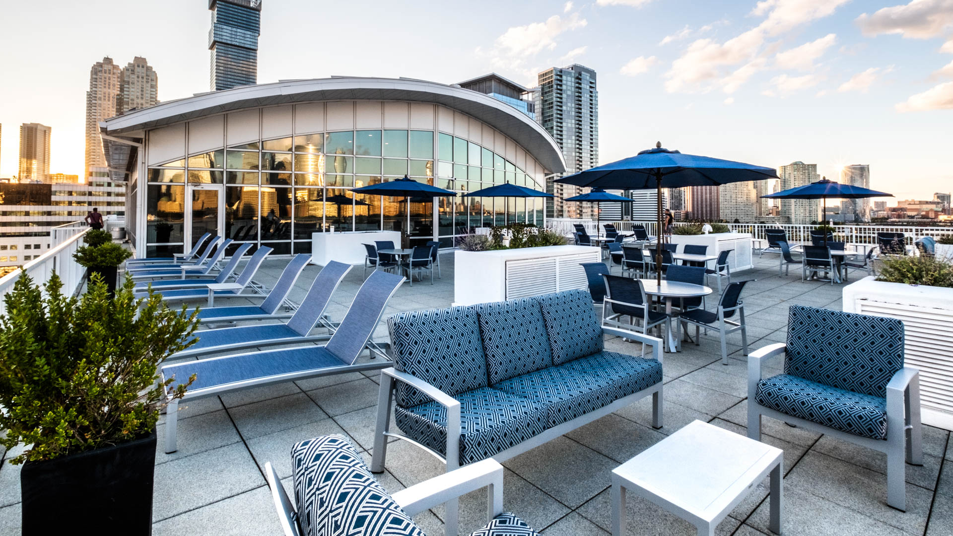 The Pier Apartments Jc