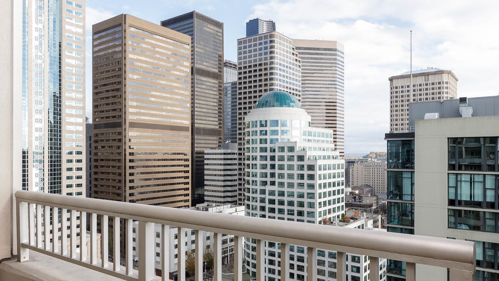 Harbor Steps Apartments Reviews In Downtown Seattle 1221 First Harbor Steps Apartments Reviews In Downtown Seattle 1221 First Avenue Equityapartments