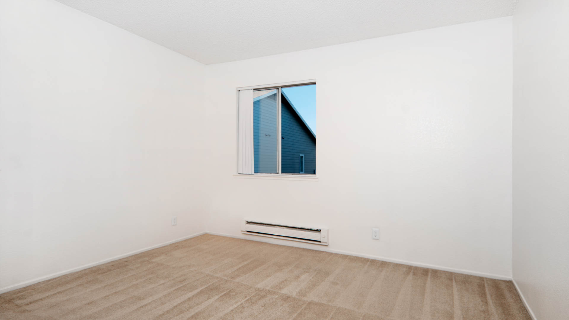 Creekside Apartments San Mateo 1600 E. Third Avenue