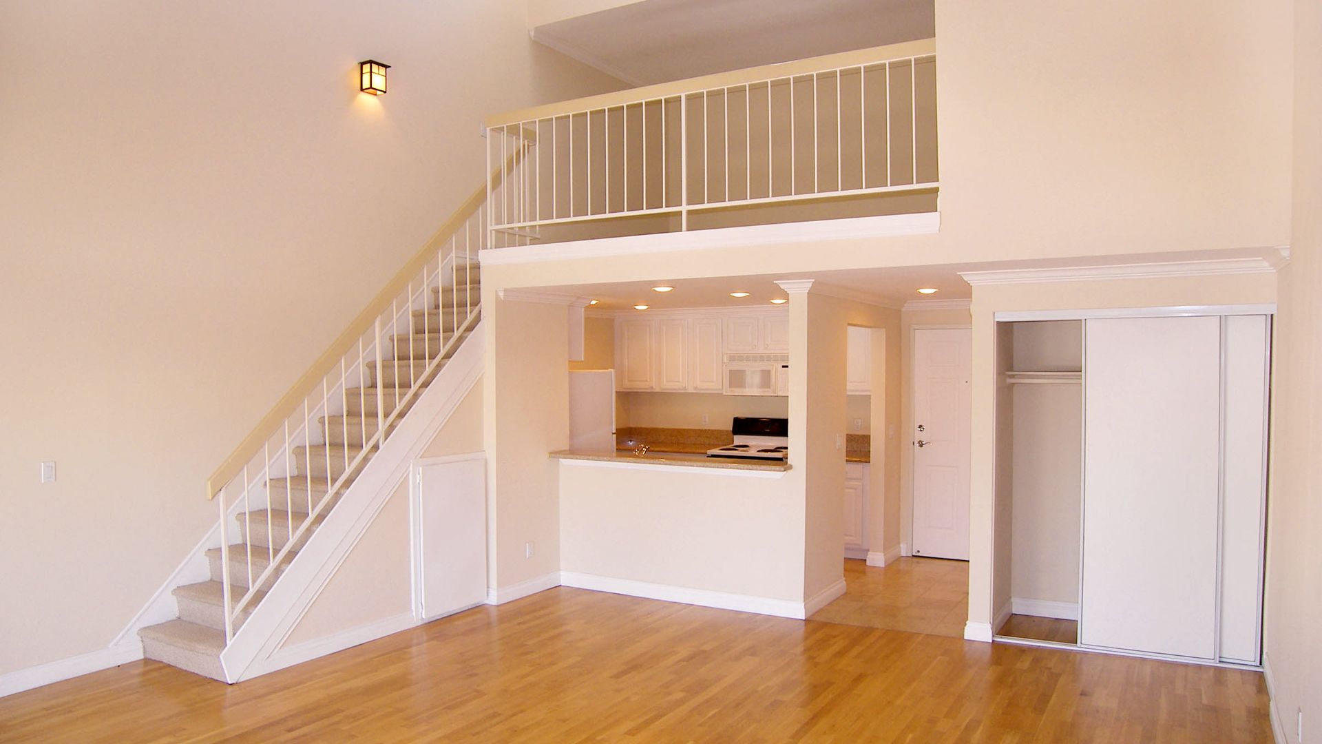 The Gallery Apartments Hermosa Beach 414 Second St Equityapartments Com