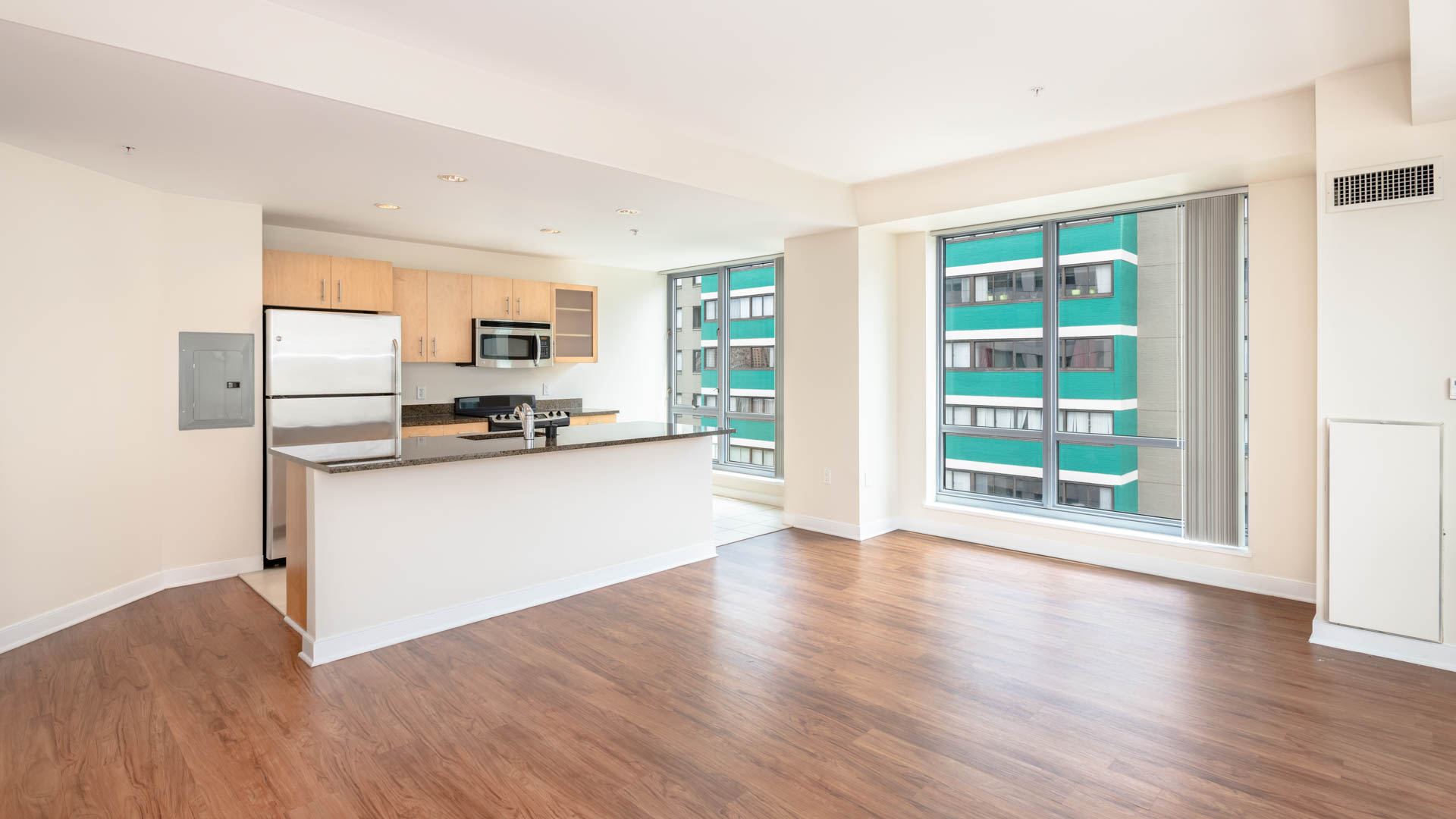 The West End Apartments Asteria, Villas and Vesta Beacon Hill 4