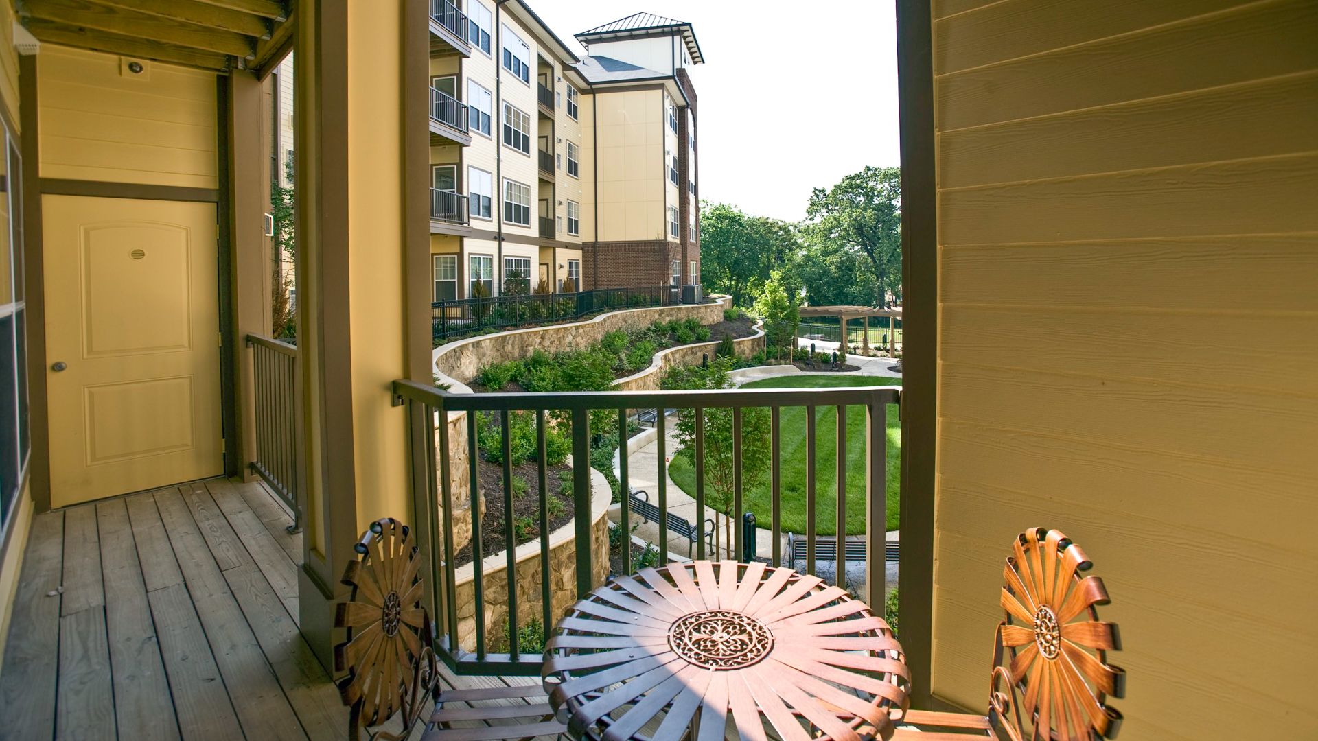 Mosaic at Metro Apartments - Hyattsville - 6210 Belcrest Road