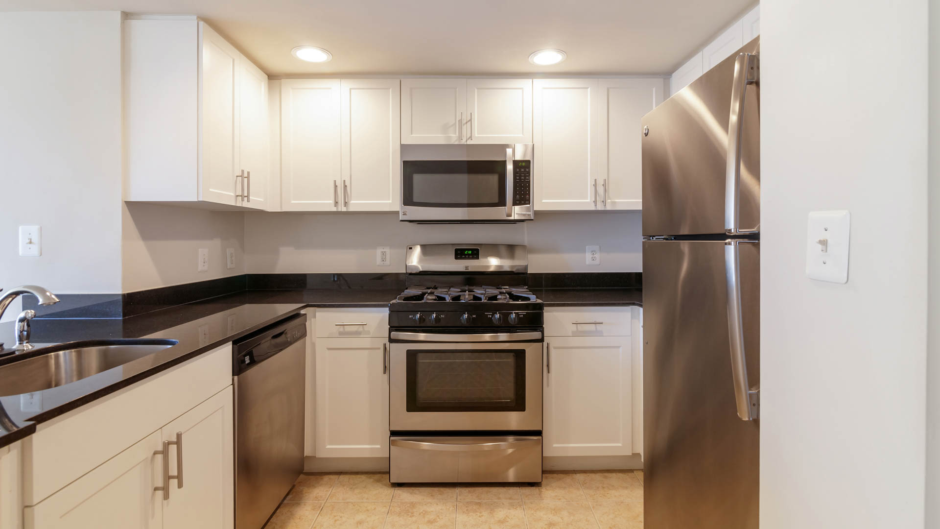 1401 Joyce on Pentagon Row Apartments in Arlington 1401