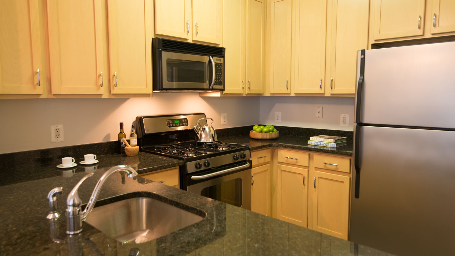 Clarendon Apartments in Arlington 1200 N Herndon Street