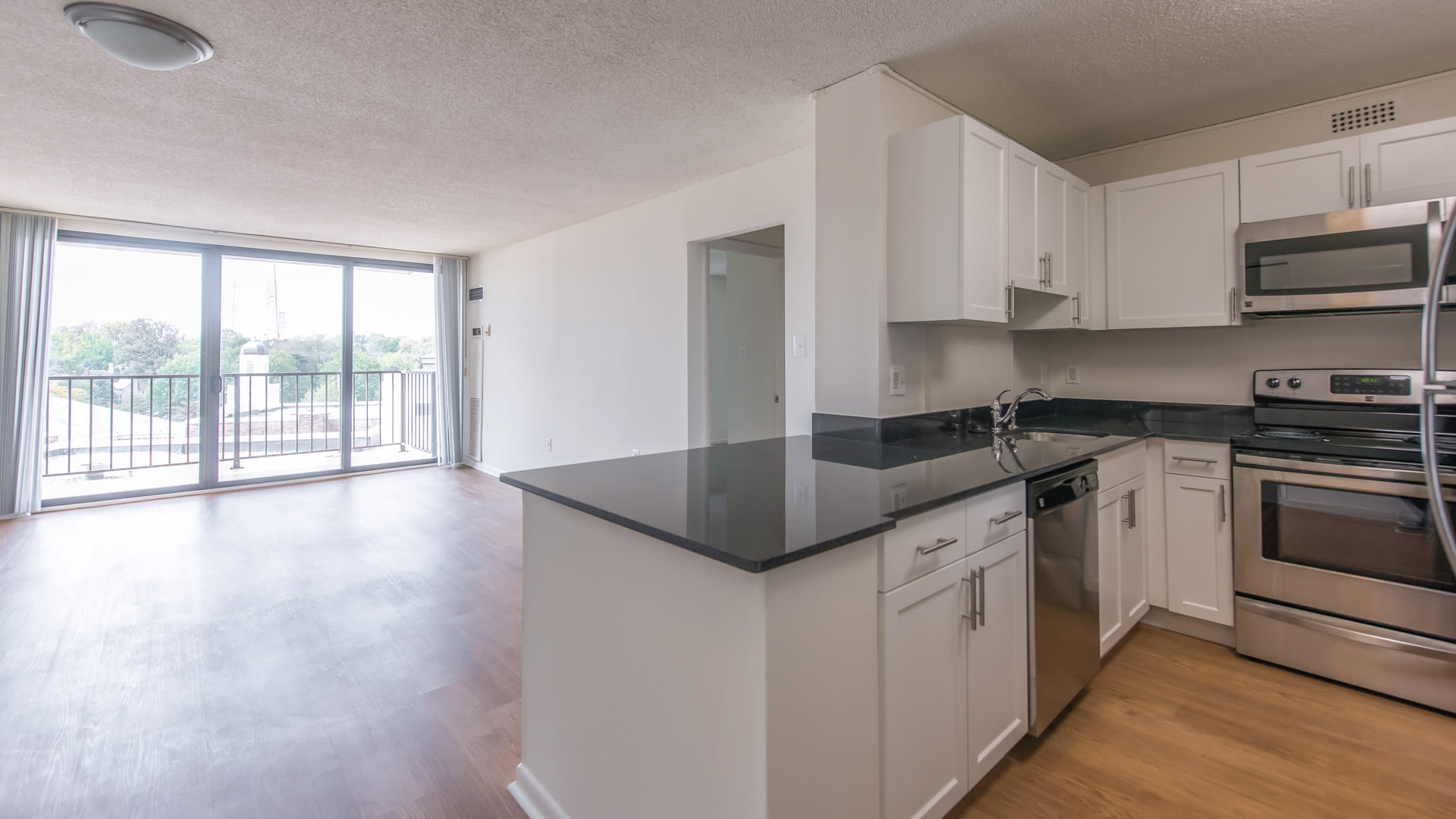 Connecticut Heights Apartments In Dc Van Ness 4850 Connecticut