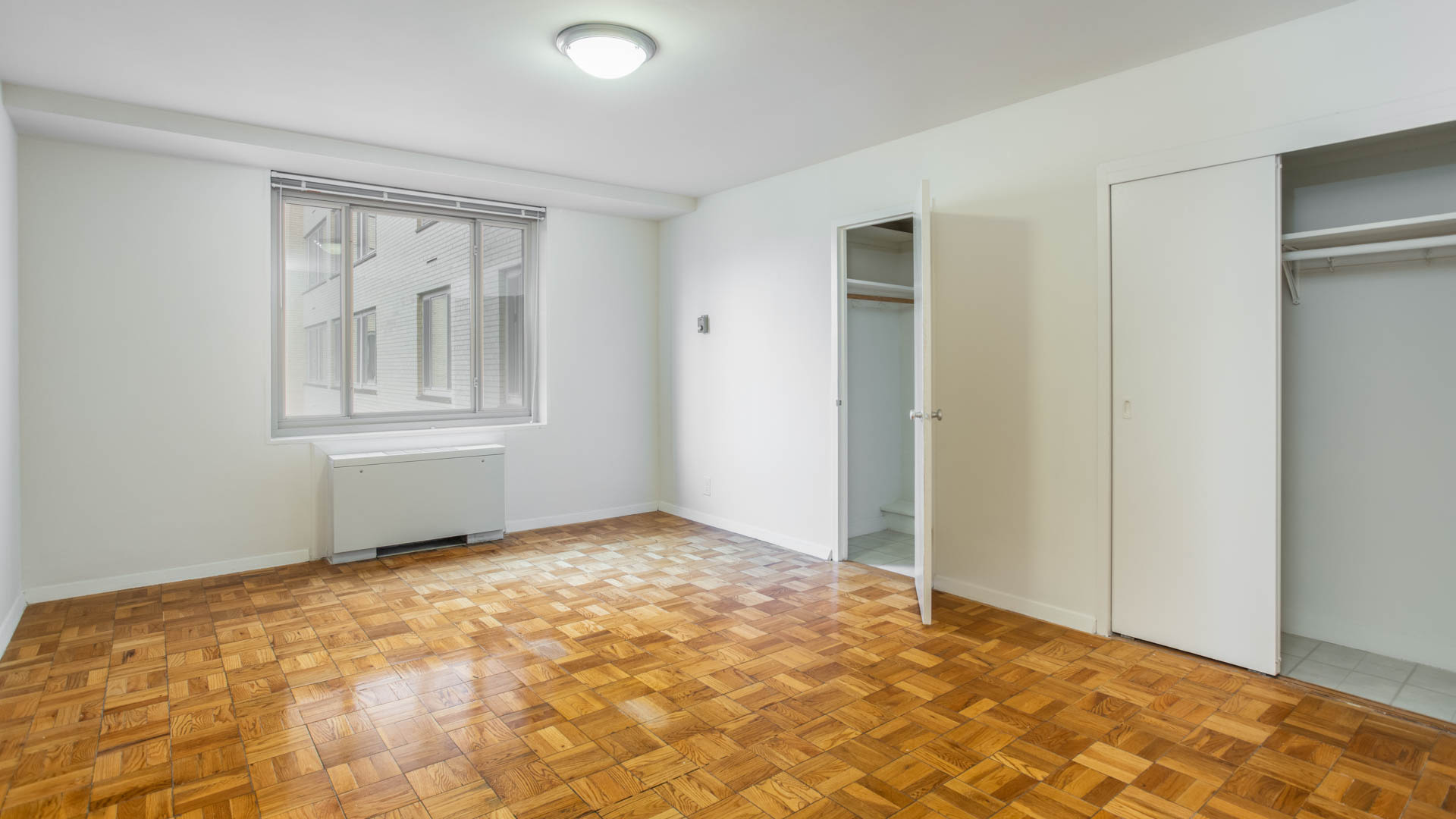 Calvert Woodley Apartments in DC Woodley Park 2601